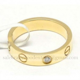 Replica Fake Cartier love wedding band 18K yellow gold one diamond