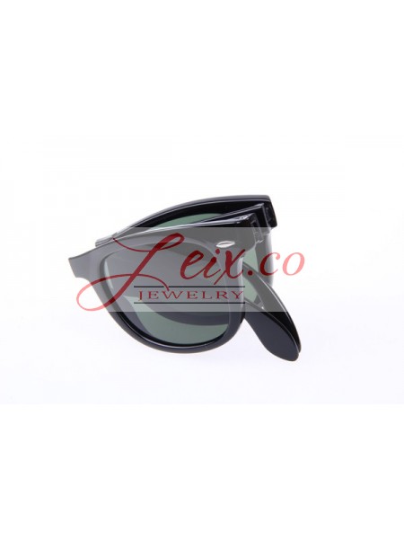 Ray Ban Folding Wayfarer RB4105 50-20 Sunglasses in Black