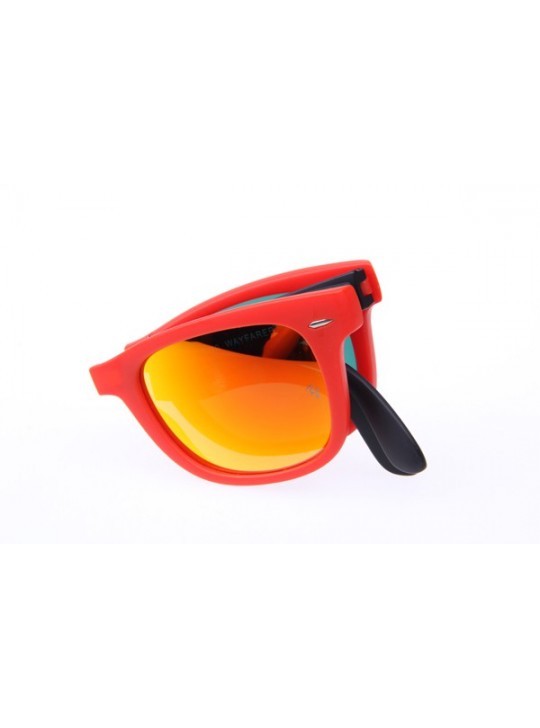 Ray Ban Folding Wayfarer RB4105 50-20 Sunglasses in Red