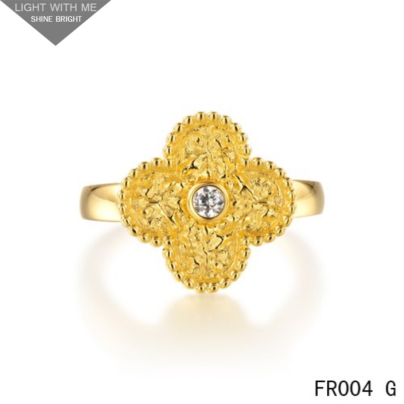 Van Cleef & Arpels Vintage Alhambra Ring in Yellow Gold with Diamond