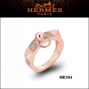 Hermes Collier de Chien PM Ring in Pink Gold Set With Diamonds
