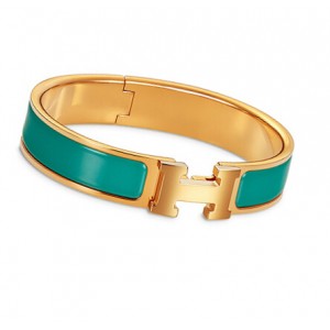 Hermes Emerald Enamel Clic H Narrow Bracelet in Yellow Gold 