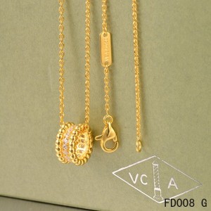Van Cleef Arpels Perlee Pendant in Yellow Gold with Diamonds 3 Rows