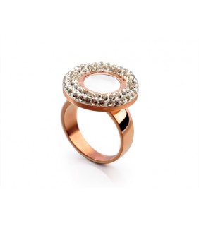 Bvlgari Ring in 18kt 18kt Pink Gold with Mother of Pearl & Pave 