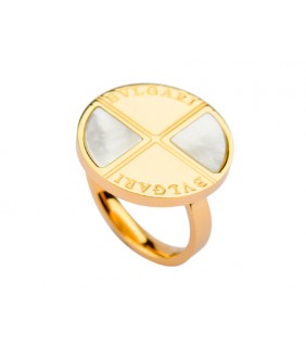 Bvlgari Round Ring in 18kt Yellow Gold with Mother of Pearl
