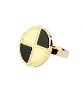Bulgari Round Ring in 18kt Yellow Gold with Black Onyx