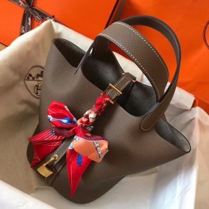 Hermes Taupe Picotin Lock MM 22cm Handmade Bag
