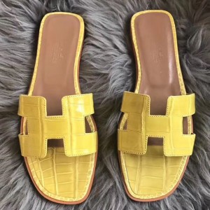 Hermes Oran Sandals In Yellow Shiny Niloticus Crocodile