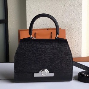 Moynat Mini Rejane 20cm Bag In Black Leather
