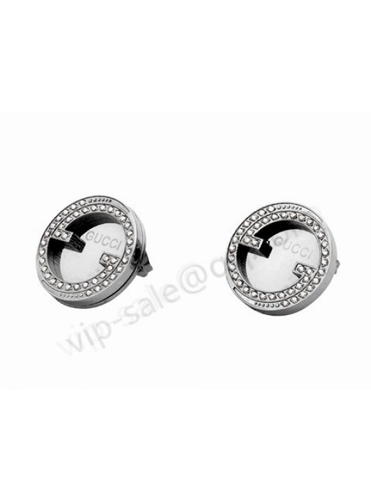 Gucci with circle diamond pendant earrings in white gold
