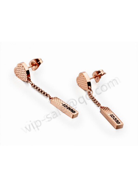 Gucci cuboid charm in pink heart earrings