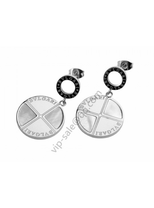 Bvlgari Earrings in 18kt White Gold with Mother of Pearl