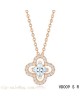 Les ardentes round flower pendant in pink gold with lv cut diamond