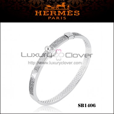 Hermes Collier de Chien PM Bracelet in Silver Set With Diamonds