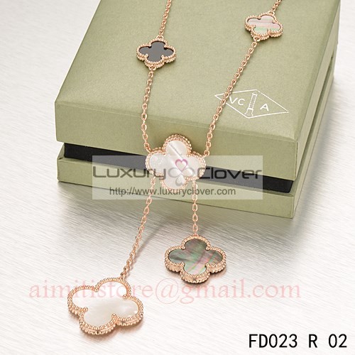 Minimalist Single-Sided Lucky Clover Necklace Deal - Wowcher