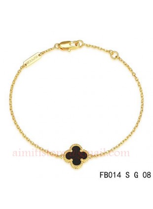 Van Cleef & Arpels Sweet Alhambra Clover Mini Black Onyx Bracelet in Yellow Gold