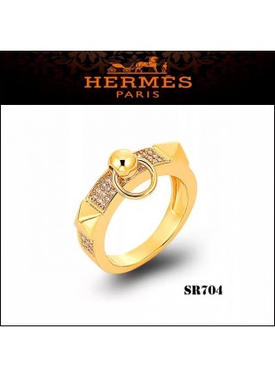 Hermes Collier de Chien PM Ring in Yellow Gold Set With Diamonds