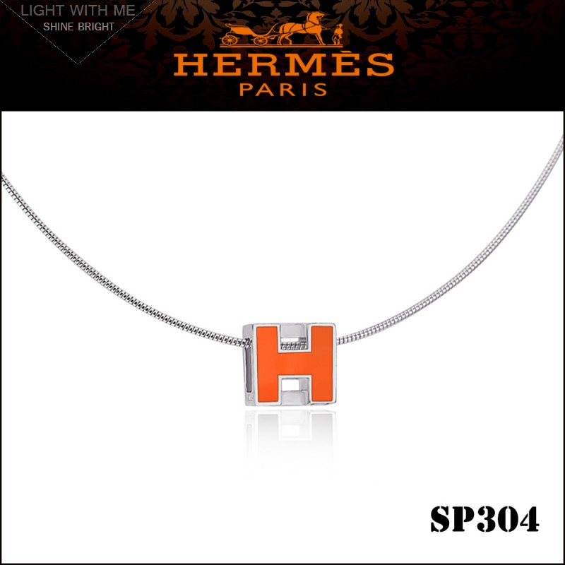 Hermes Cage D'h Pendant in Rose Gold, Women's Fashion, Jewelry &  Organisers, Necklaces on Carousell