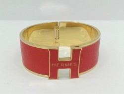 Hermes Vintage Clic Clac H Bracelet in 18kt Yellow Gold with Rose Leather,Wide