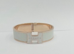 Hermes Clic Clac H Bracelet in 18kt Pink Gold with Rose Leather,Narrow