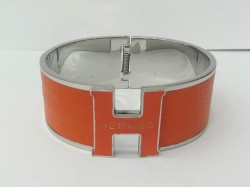 Hermes Vintage Clic Clac H Bracelet in 18kt White Gold with Orange Leather,Wide
