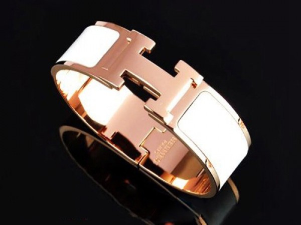 Hermes Clic Clac H Bracelet White Enamel and 18K Pink Gold,Medium - Hermes  Bracelets - Hermes Jewelry