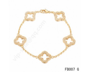 Van cleef & arpels Byzantine Alhambra bracelet<li>yellow gold with round diamonds