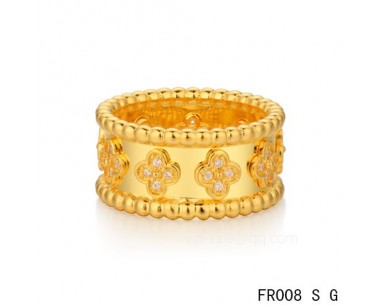 Van Cleef and Arpels clover ring<li>In yellow with round diamonds