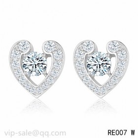 You're Mine Earrings in Platinum with a brilliant-cut diamond
