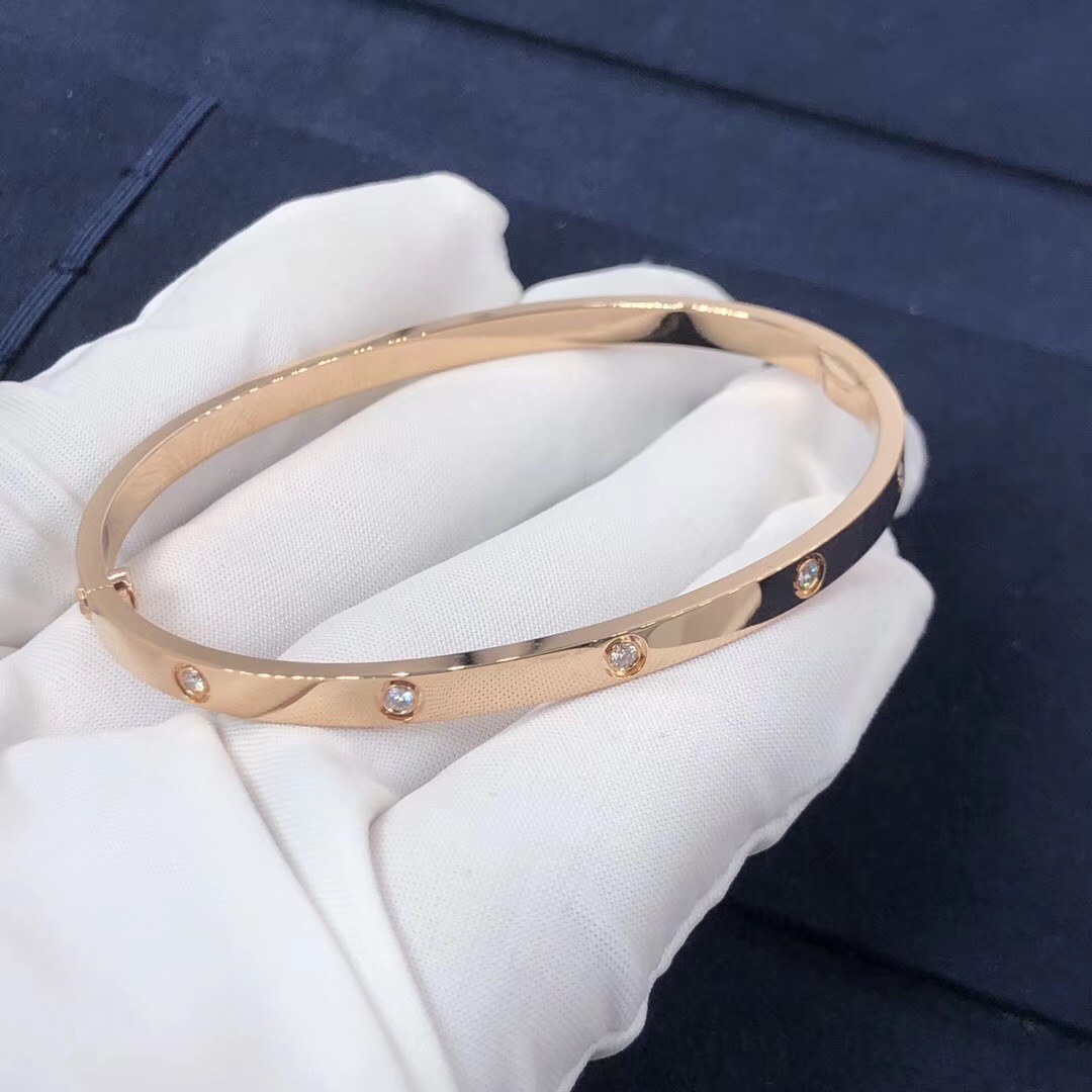 Cheap Pure 18k gold Cartier Love Bracelet small model 6 diamonds weight  1820g  International Brand Replica Jewelry for Sale Make in Real 18k  Gold and Diamonds the Same As the Original