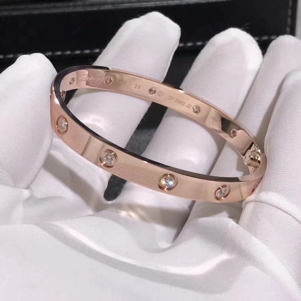 Cartier Love bracelet, 10 diamonds
