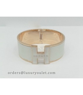 Hermes Vintage Clic Clac H Bracelet in 18kt Pink Gold with White Leather,Wide