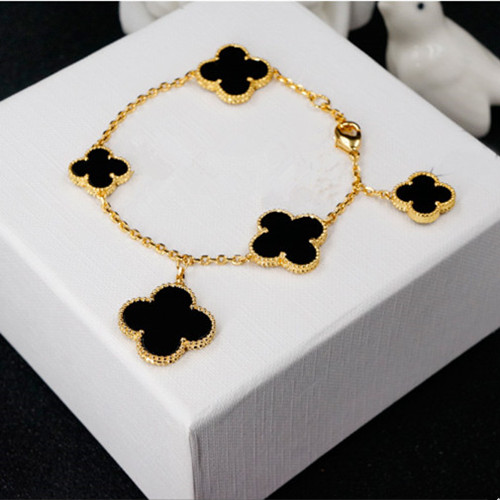 Magic van cleef replica Alhambra yellow gold bracelet onyx