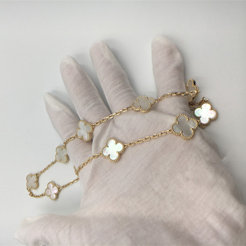 Vintage replica Van Cleef & Arpels Alhambra necklace yellow gold 10 motifs white mother-of-pearl