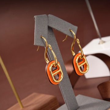 Hermes Classic O'Maillon Orange Leather & Yellow Gold Plated Chaine d'Ancre Pendant Females Faux Fastener Earrings